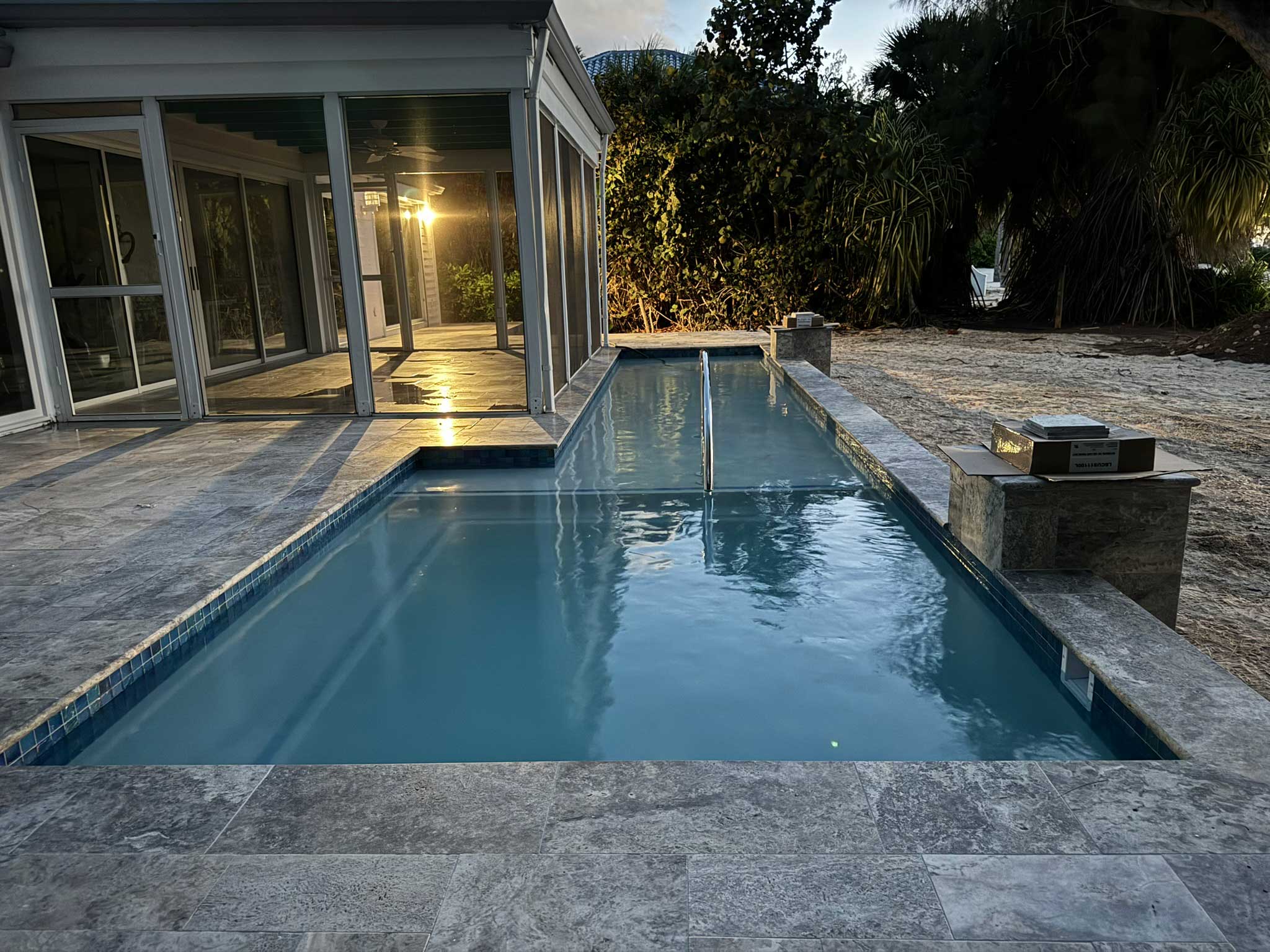 A Luxurious L-Shaped Oasis